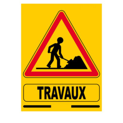 Panneau de route pour signaler des travaux