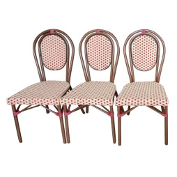 Chaises CHR extérieur empilables