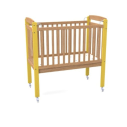 Lit avec barreaux pour les crèches