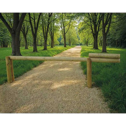 Barrière levante pour limiter l'accès à l'ntrée d'un bois