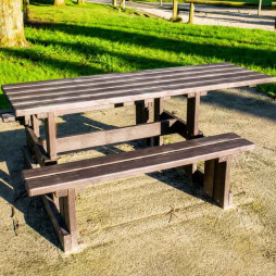 Table picnic PMR en plastique recyclé