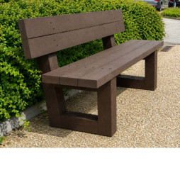 Banc urbain en recyclé