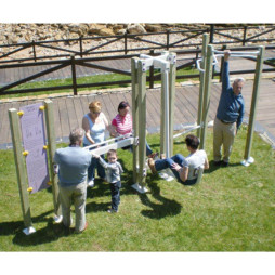 Parcours de santé pour aînés dans un parc
