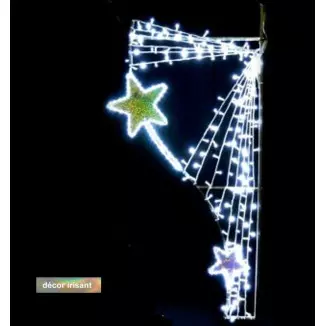 Visuel du décor pour candélabre : le luminaire rideau étoilé irisé de Noël - DMC Direct
