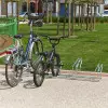 Range 5 vélos à poser ou fixer au sol