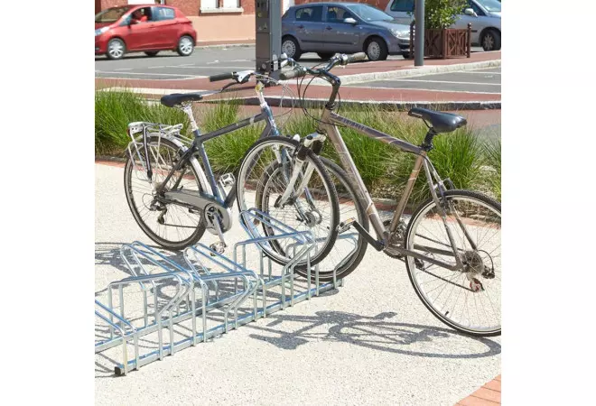 Support vélos rangement face-à-face à fixer au sol