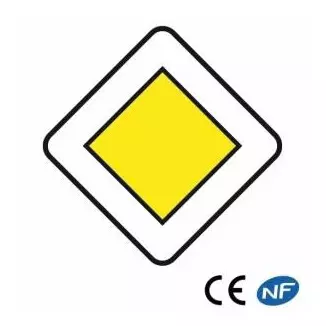 Panneau de circulation indiquant une route prioritaire (Ab6)