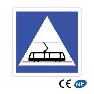 Panneau de signalisation indiquant une traversée de tramway (C20c)