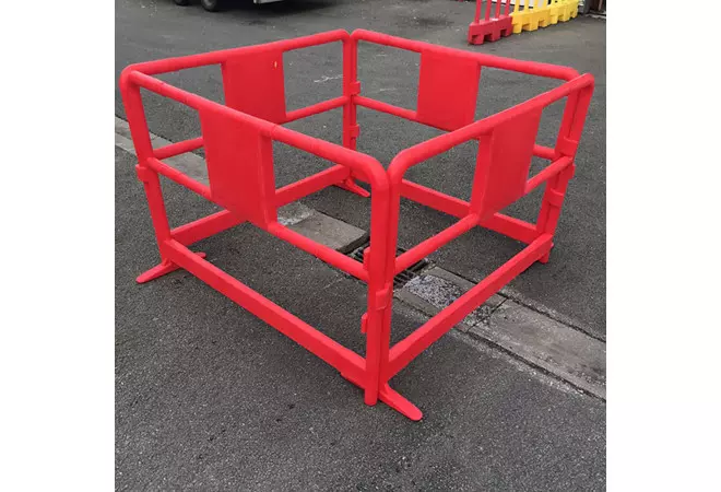 Barrière de chantier rouge en polyéthylène