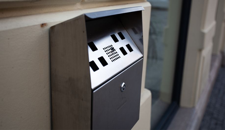 cendrier urbain en inox