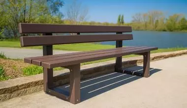 Pourquoi opter pour le mobilier urbain en plastique recyclé ?